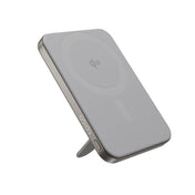 Bezdrátová hliníková powerbanka se stojánkem Epico UltraPack Qi2 Stand 5000mAh Mag+ EM52 - titanová