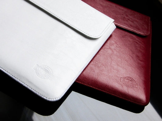 Obal na MacBook Pro / Air 13" Red Ant Whiskey Aroma - burgundy - istyle.work