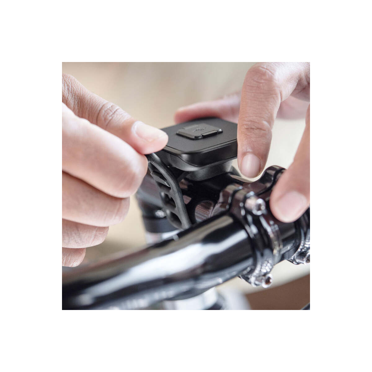 Univerzální držák na kolo Peak Design Universal Bar Mount - černý - istyle.work