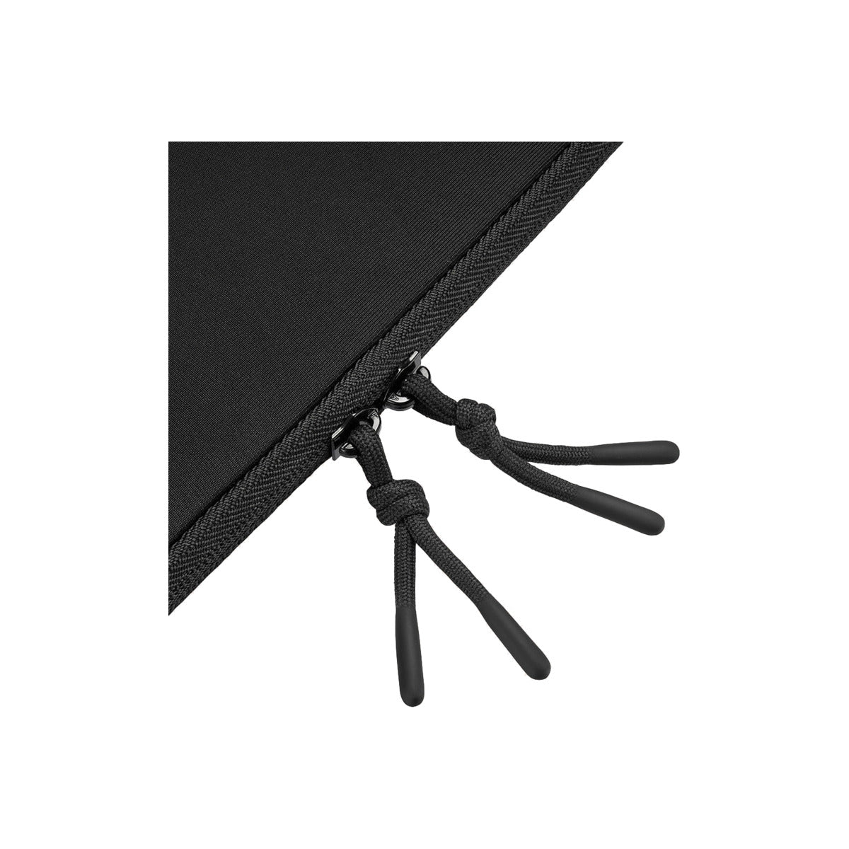 Obal Tucano One na MacBook Neo - černý