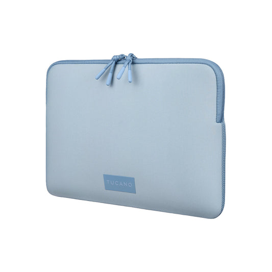 Obal Tucano One na MacBook Neo - blankytně modrý