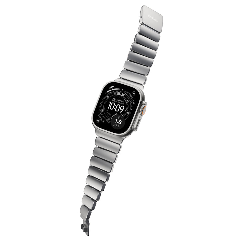 Řemínek pro Apple Watch 45/46/49 mm Nomad Stratos Band FKM - stříbrný - istyle.work