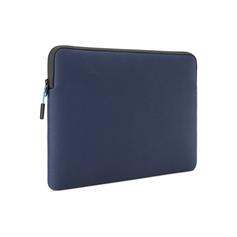 Obal pro Macbook 14" Pipetto Classic Fit Sleeve - tmavě modrý - istyle.work