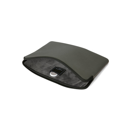 Obal pro Macbook 14" Pipetto Classic Fit Sleeve - zelený - istyle.work