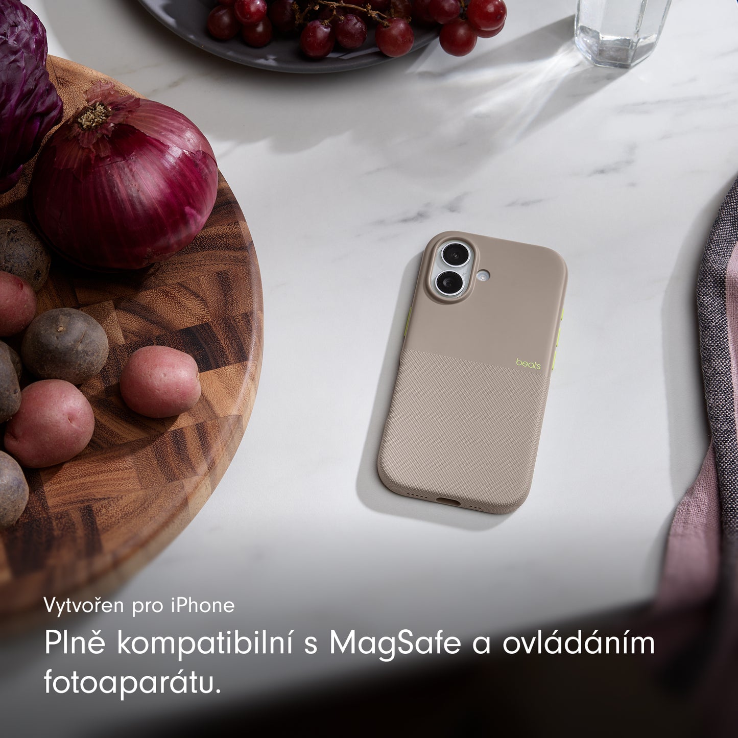 Odolný kryt pro iPhone 17 s Beats MagSafe a ovladačem fotoaparátu - alpsky šedý - istyle.work