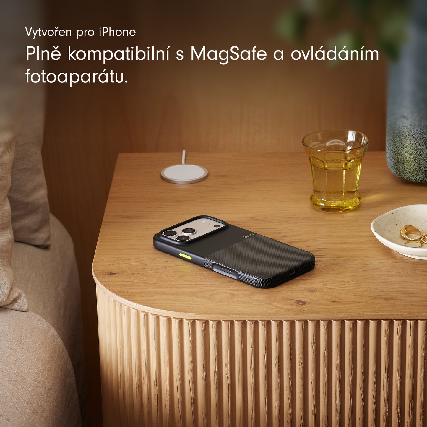 Odolný kryt pro iPhone 17 Pro Max Beats s MagSafe a ovladačem fotoaparátu - granitově šedý - istyle.work