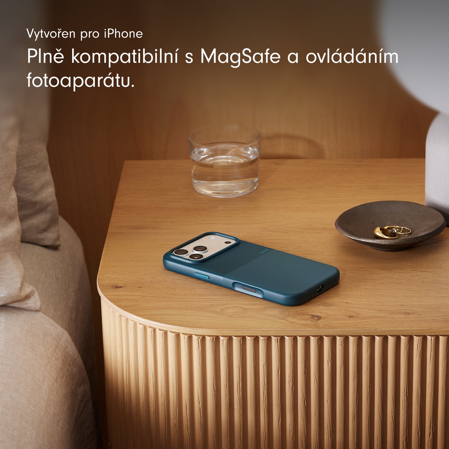 Odolný kryt pro iPhone 17 Pro Max Beats s MagSafe a ovladačem fotoaparátu - rocky modrý - istyle.work