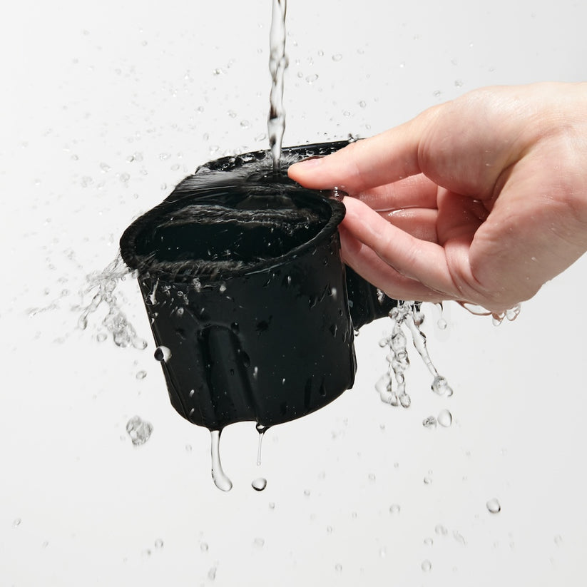 Držák nápojů Spigen Tesla Center Console Cup Holder Insert - černý - istyle.work