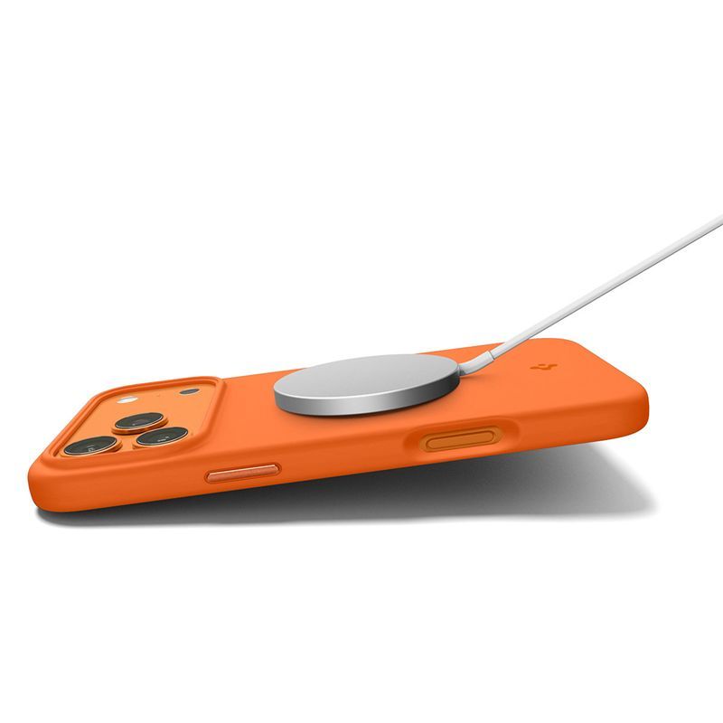 Silikonové kryt pro iPhone 17 Pro Spigen Silicone Fit MagSafe - istyle.work