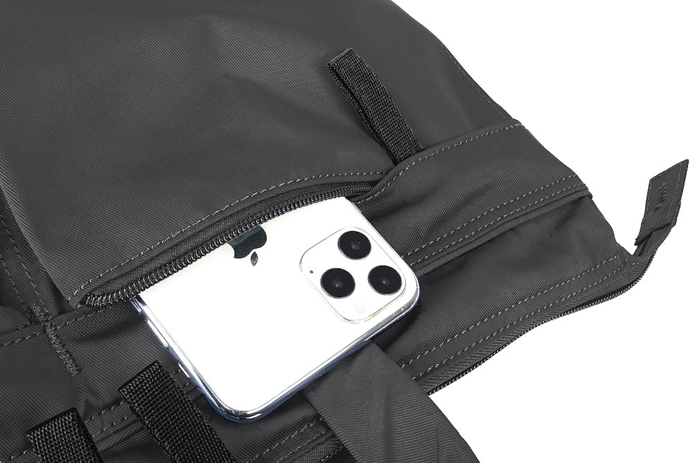 Batoh Tucano Desert Shopper 15,6" - černý - istyle.work