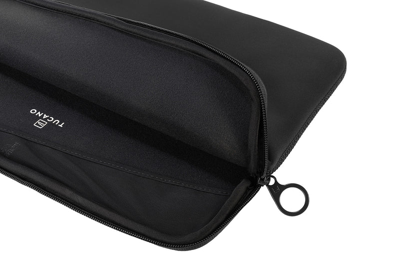 Neoprenový obal Tucano Top pro MacBook Pro 16" - černý - istyle.work