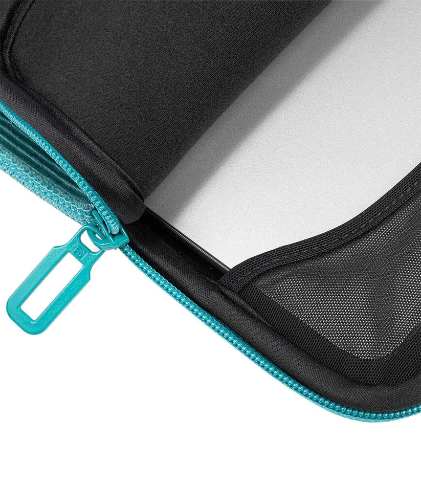 Obal Tucano Velluto na MacBook Pro / Air 13" - modrý - istyle.work