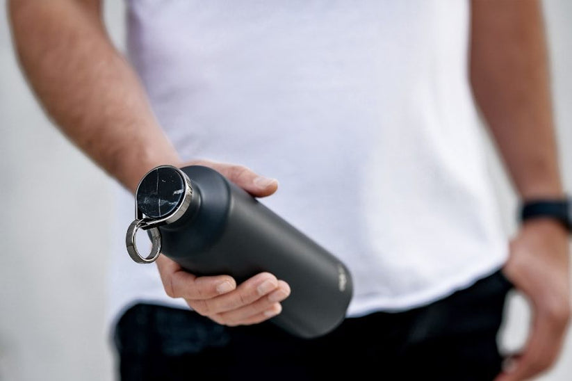 Chytrá lahev Equa Smart mramor - černá - istyle.work