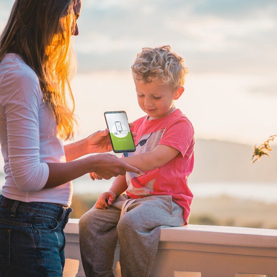 Ošetření bodnutí hmyzem pomocí smartphonu Heat it (USB-C) - istyle.work