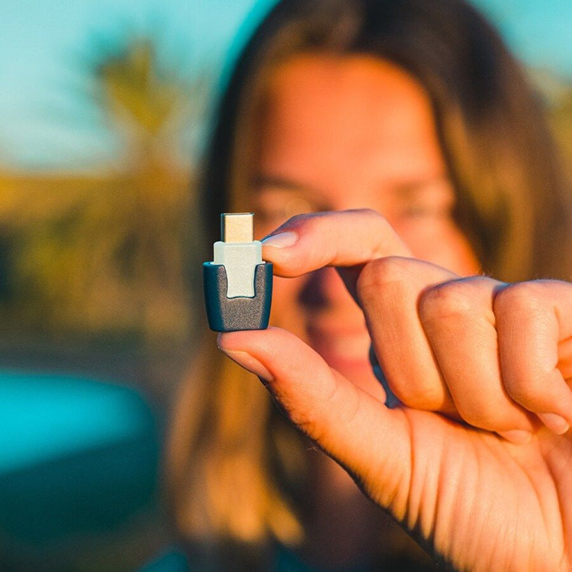 Ošetření bodnutí hmyzem pomocí smartphonu Heat it (USB-C) - istyle.work