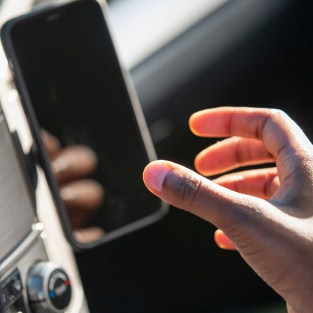 Magnetický držák do auta Peak Design Charging V2 - černý - istyle.work