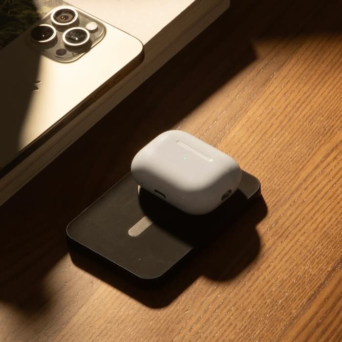 MagSafe powerbanka Native Union (Re)Classic 5000mAh - zelená - istyle.work