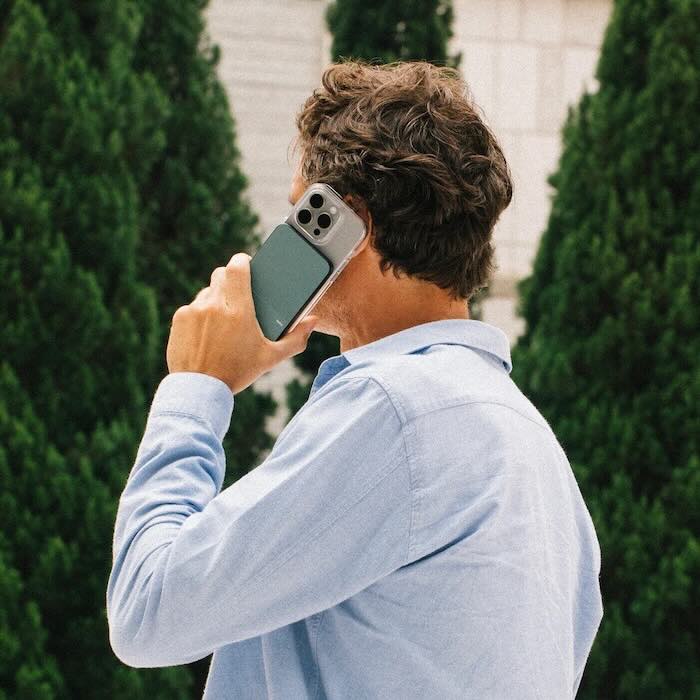 MagSafe powerbanka Native Union (Re)Classic 5000mAh - zelená - istyle.work