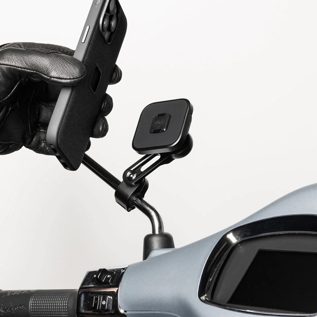 Držák s pojistkou na zrcátka a nabíjením Peak Design Mobile Motorcycle Mirror Mount - černý - istyle.work