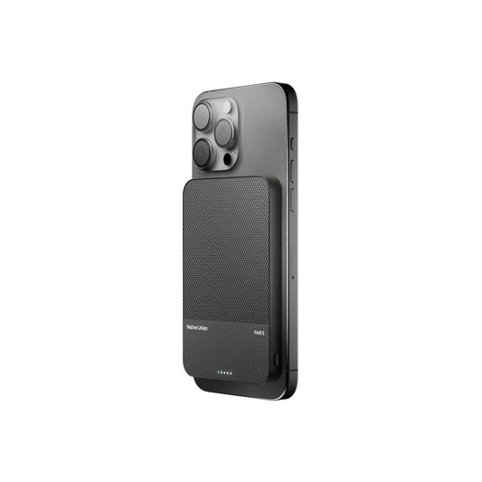 MagSafe powerbanka Native Union (Re)Classic 5000mAh - černá - istyle.work