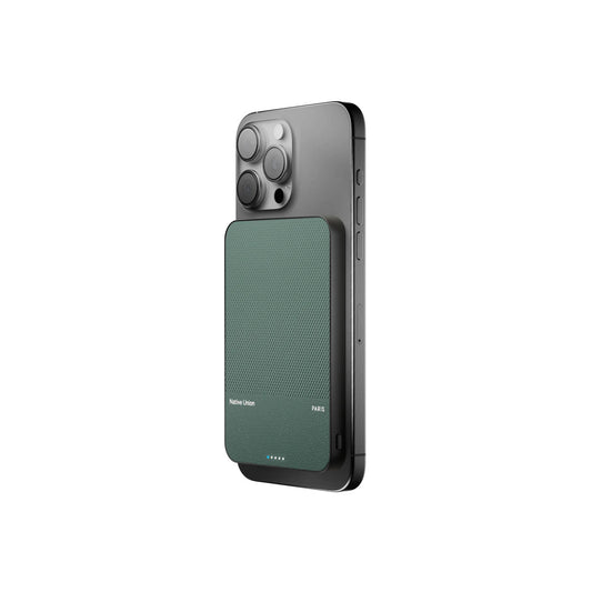 MagSafe powerbanka Native Union (Re)Classic 5000mAh - zelená - istyle.work