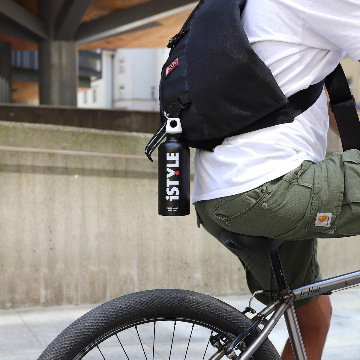 Sportovní lahev SIGG iSTYLE - černá - istyle.work