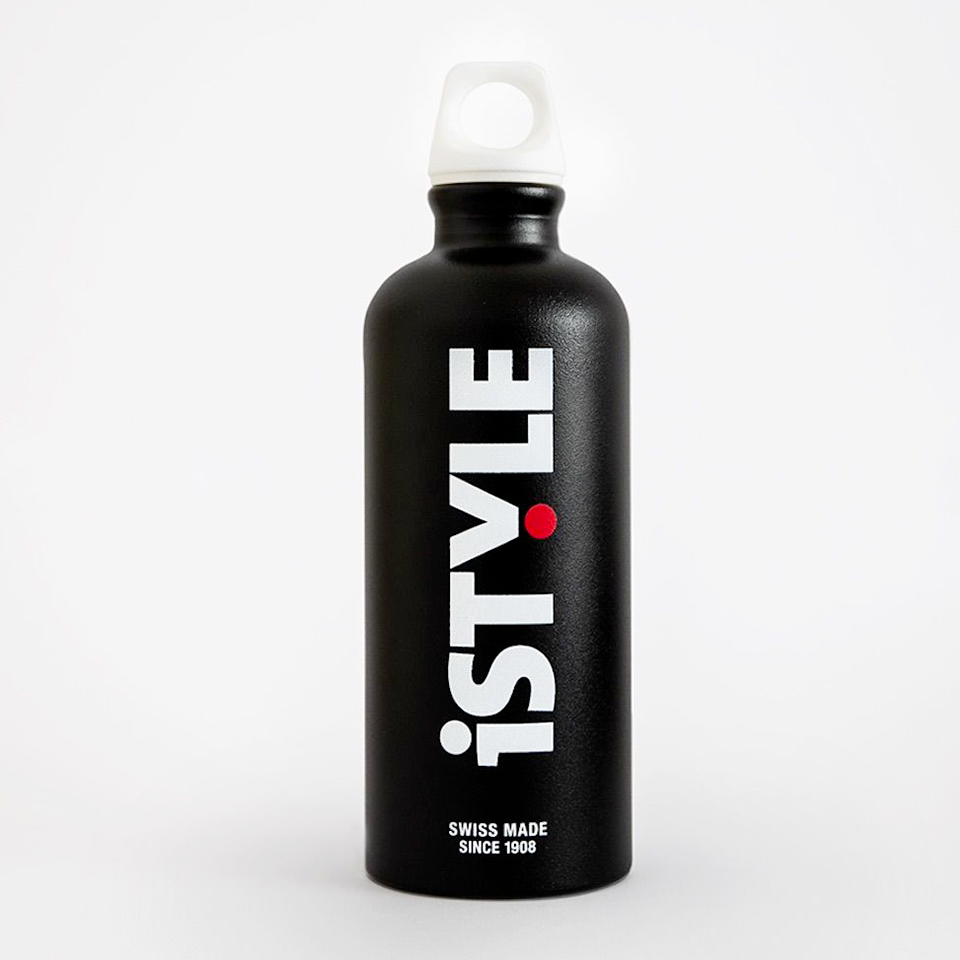 Sportovní lahev SIGG iSTYLE - černá - istyle.work
