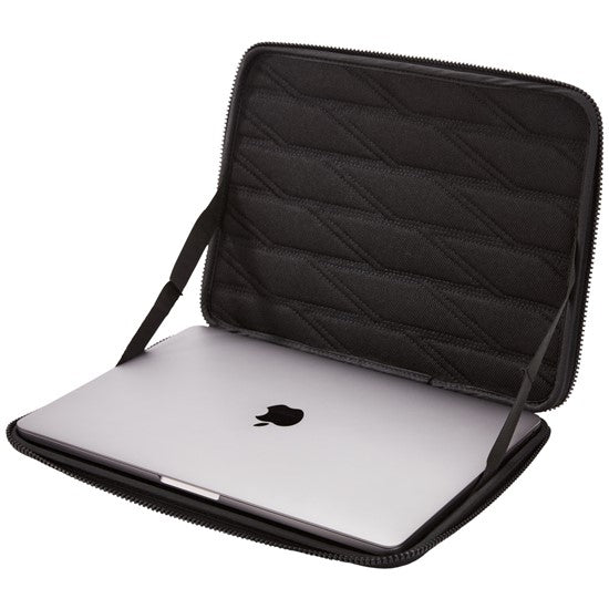 Pouzdro na MacBook 16" Thule Gauntlet 4 TGSE2355 - černé - istyle.work