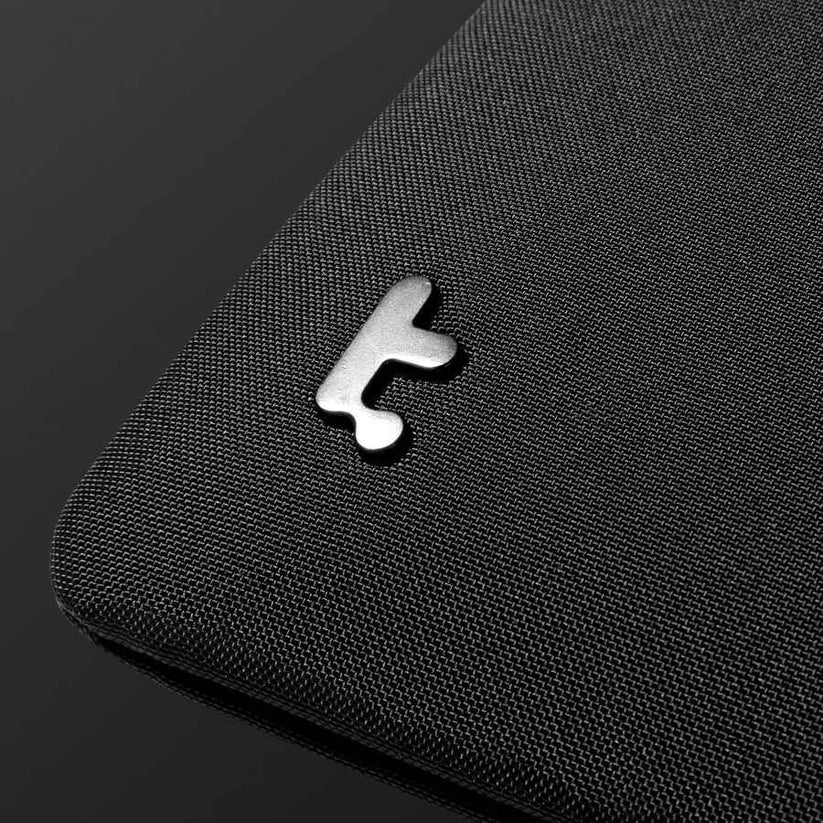 Pouzdro pro MacBook 16" tomtoc Voyage-A16 - černé - istyle.work