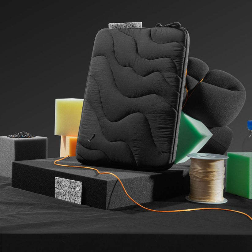 Pouzdro pro MacBook 14" tomtoc Terra-A27 - lavascape - istyle.work