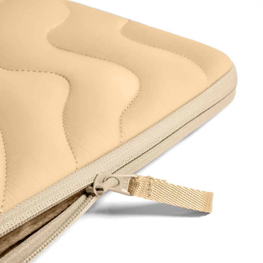 Pouzdro pro MacBook 14" tomtoc Terra-A27 - duna shade - istyle.work