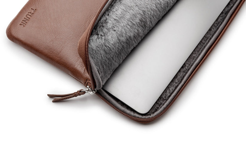 Pouzdro pro MacBook 13" Trunk Leather Sleeve - hnědé - istyle.work